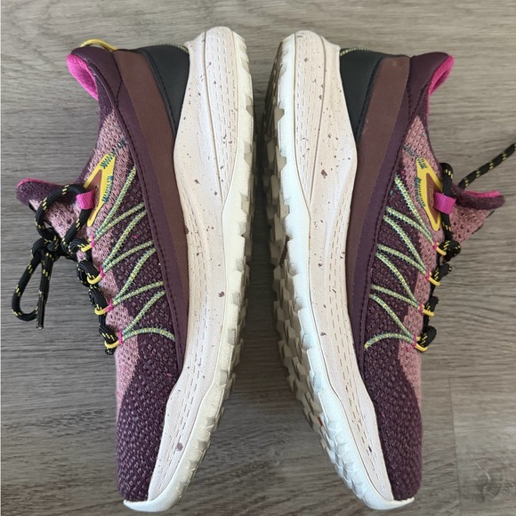 Merrell - Picture 3 of 5